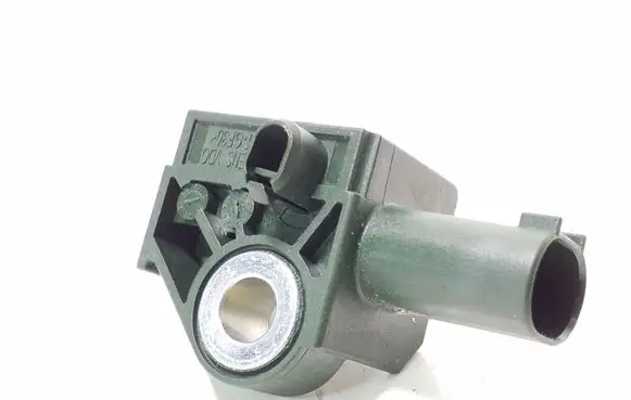 Mercedes-Benz C W204 Airbag deployment crash/impact sensor A1729056000