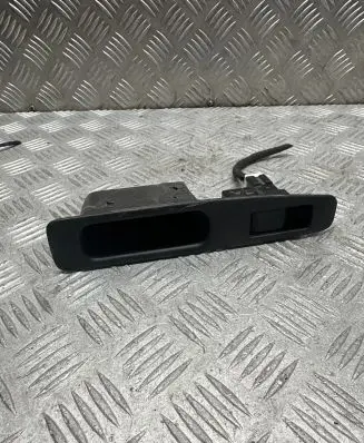 Nissan Qashqai Electric window control switch 25411