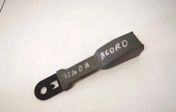 Front seatbelt buckle