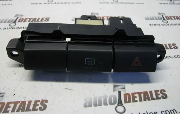 Toyota Avensis T220 Hazard light switch 5544620150