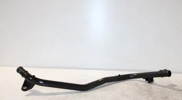 Audi A1 Engine coolant pipe/hose 05C121070A