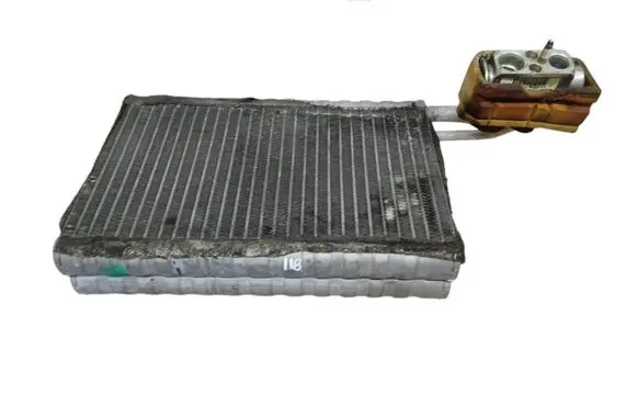 BMW 5 E60 E61 Air conditioning (A/C) radiator (interior) 6946043 6921051