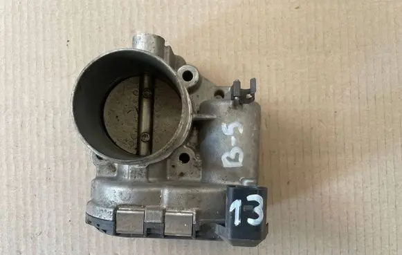 Ford C-MAX II Throttle valve 7S7G9F991CA