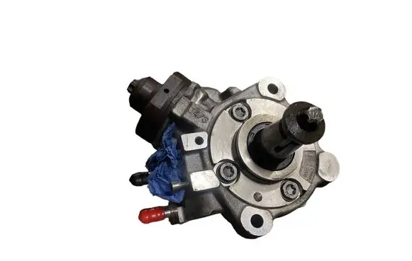 BMW 1 E81 E87 Fuel injection high pressure pump 7797874 080108 0445010506