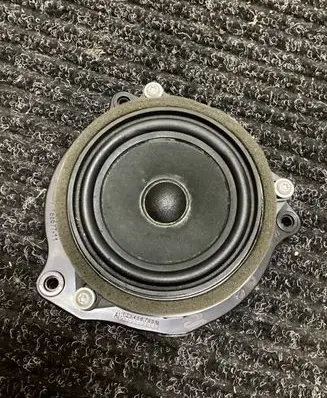 BMW X2 F39 Rear door speaker 9281896