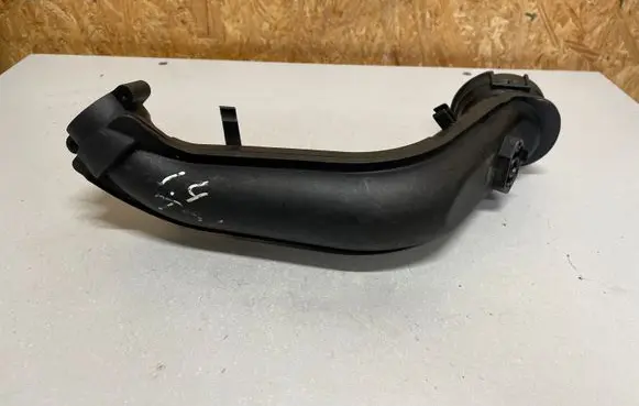 Volkswagen Golf VI Intercooler hose/pipe 03C145673H