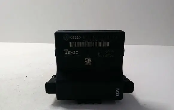Audi A3 S3 8P Door control unit/module 1K0907530D 1K0907951