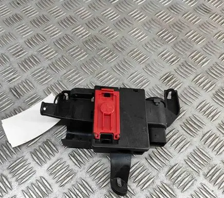 Volkswagen Touareg III Current control relay 4M0941823A