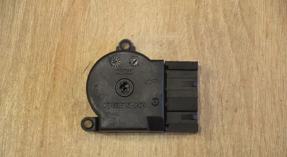 Alfa Romeo Giulietta Ignition lock 505194180
