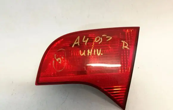 Audi A4 S4 B7 8E 8H Tailgate rear/tail lights 8E0945094