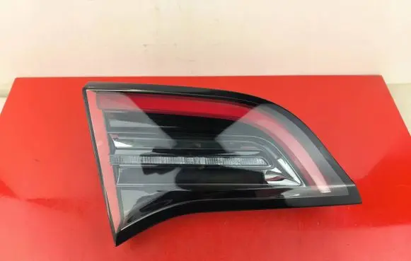 Tesla Model Y Tailgate rear/tail lights 1502088 150208800B