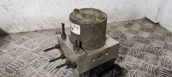 Mitsubishi Space Wagon ABS Pump MR289380 8101901001