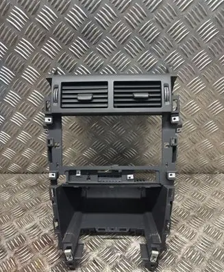 Dash center air vent grill