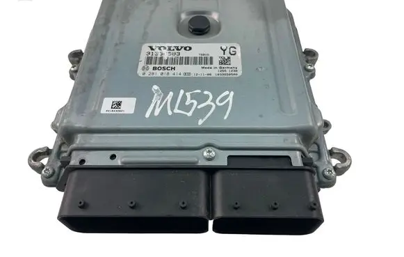 Volvo V40 Engine control unit/module 31336983 0281018414