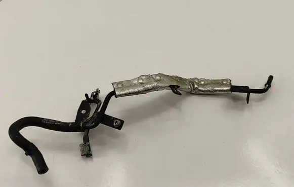 Volkswagen Golf VII Engine coolant pipe/hose 5Q0122157CE R142555