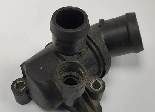 Mercedes-Benz A W169 Thermostat housing A2662030675
