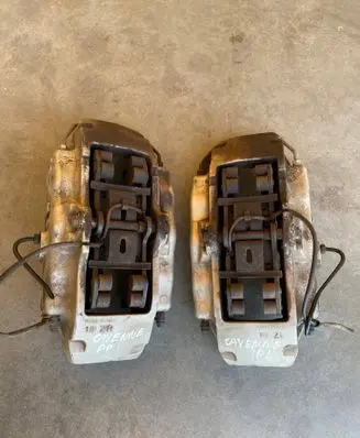 Porsche Cayenne (9PA) Front brake caliper 7F0113