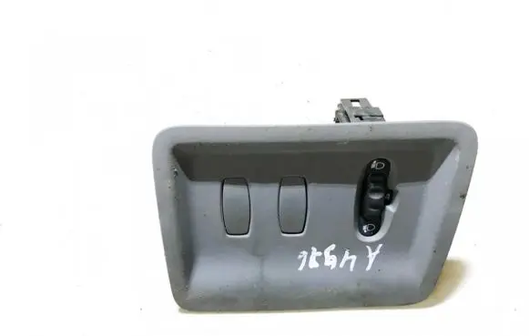 Renault Modus Headlight level height control switch 8200631735 8200632300