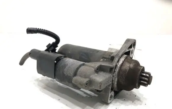 Volkswagen Golf VI Starter motor 02Z911023N