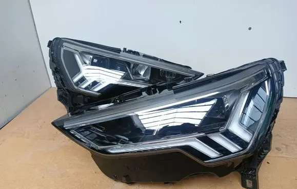 Audi Q3 F3 Headlights/headlamps set 83A941034
