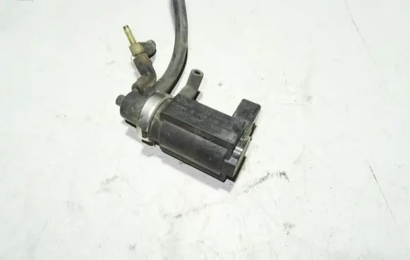 Audi A6 S6 C5 4B Turbo solenoid valve 059906627B