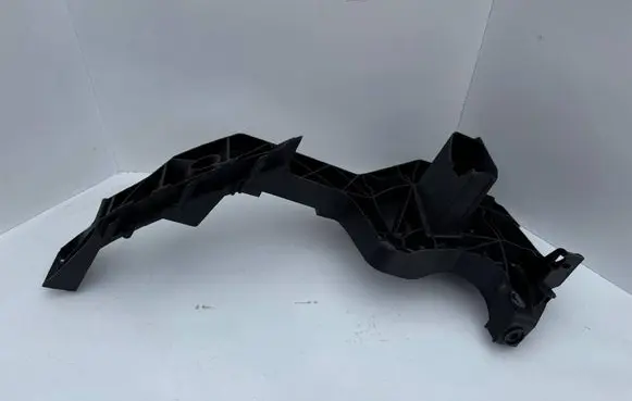 Audi Q8 Headlight/headlamp mounting bracket 4M8805607E