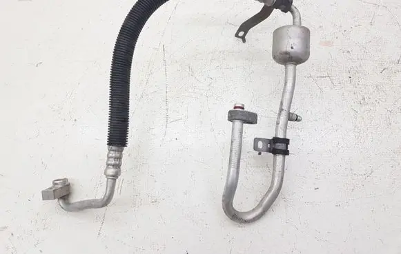Ford C-MAX II Air conditioning (A/C) pipe/hose