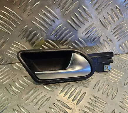 Volkswagen Golf V Front door interior handle 1K1837114