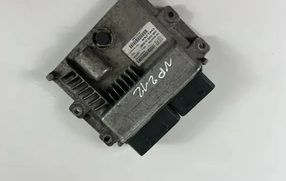 Peugeot 5008 Engine control unit/module ECU 9809447980 9819213980