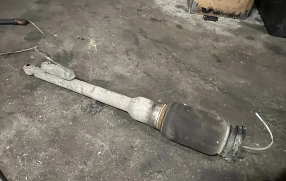 Mercedes-Benz S W220 Air suspension rear shock absorber S270503