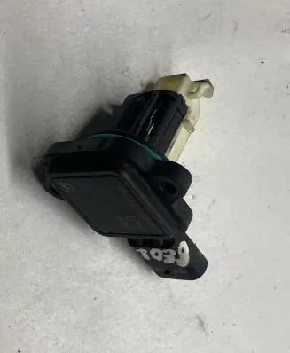 BMW 5 GT F07 Mass air flow meter 7593624