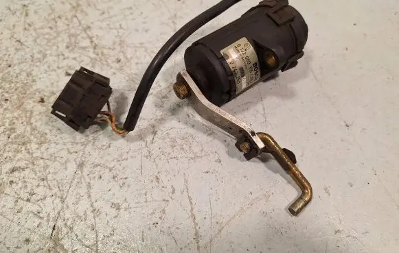 BMW 5 E39 Accelerator pedal position sensor 0132009315 242250