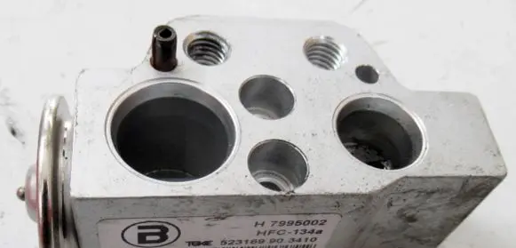 Audi A5 Sportback 8TA Air conditioning (A/C) expansion valve 523169903410 HFC134A H7995002