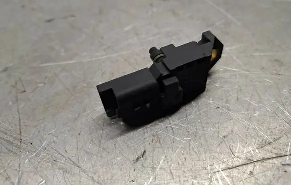 Ford Mondeo MK IV Air pressure sensor 6G9112T551AB