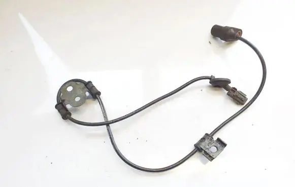 Subaru Legacy ABS brake wheel speed sensor 27540ae010