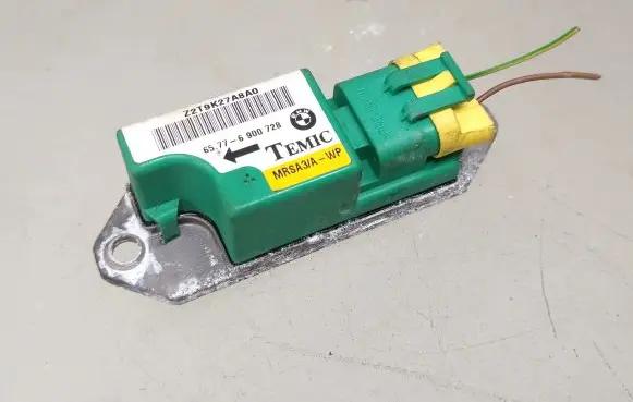 BMW 5 E39 Airbag deployment crash/impact sensor 6900728 65776900728