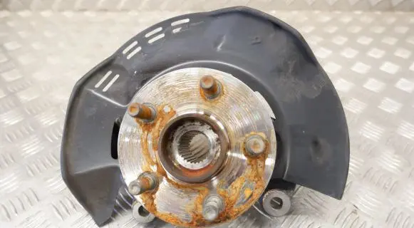 Toyota Yaris XP210 Front wheel hub 43550K0010 4321102410
