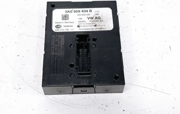 Volkswagen Jetta VI Keyless (KESSY) go control unit/module 5K0959434B
