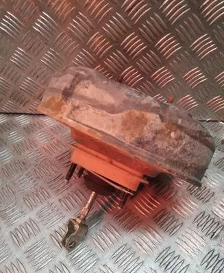 Hyundai Accent Brake booster