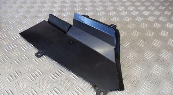 Nissan Leaf II (ZE1) Intercooler air guide/duct channel 921825SH0A