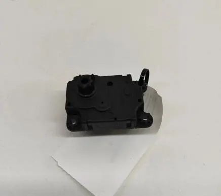 Citroen C4 II Air flap motor/actuator HAD36011A 16000458