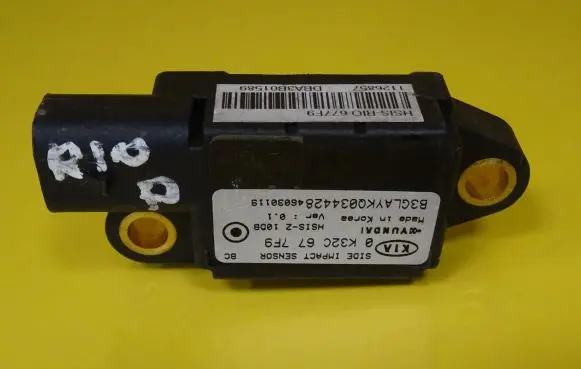 KIA Rio Airbag deployment crash/impact sensor 0K32C677F9