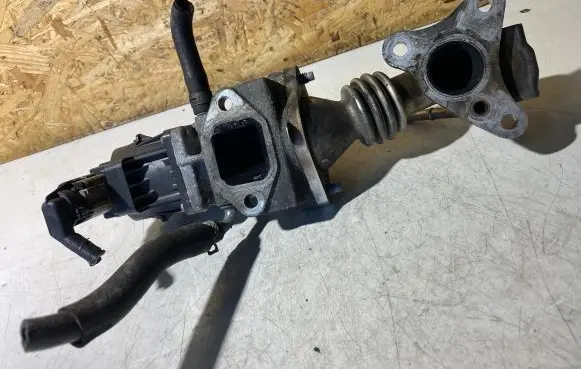 Mazda 6 EGR valve K5T70874