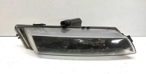 BMW 1 E81 E87 Front fog light 0305084002 7181288