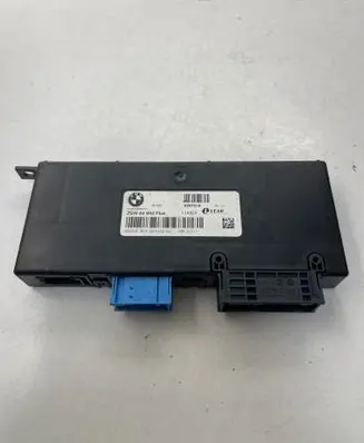 BMW 5 GT F07 Gateway control module 9267516 114323 8C50971152