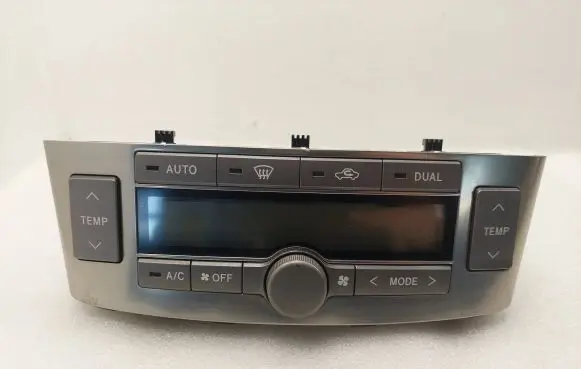 Toyota Avensis T250 Climate control unit MB1465705290 5590005202 5591205060