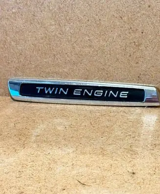 Volvo V60 Fender model badge letters 31457689
