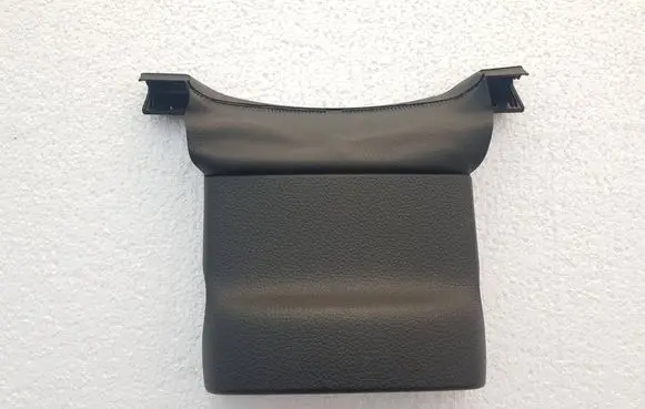 Steering wheel column trim