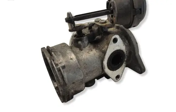 Volkswagen Transporter - Caravelle T5 EGR valve 038131501AA 247319052