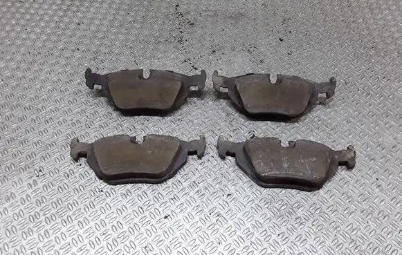 BMW 3 E46 Brake pads (rear) 
